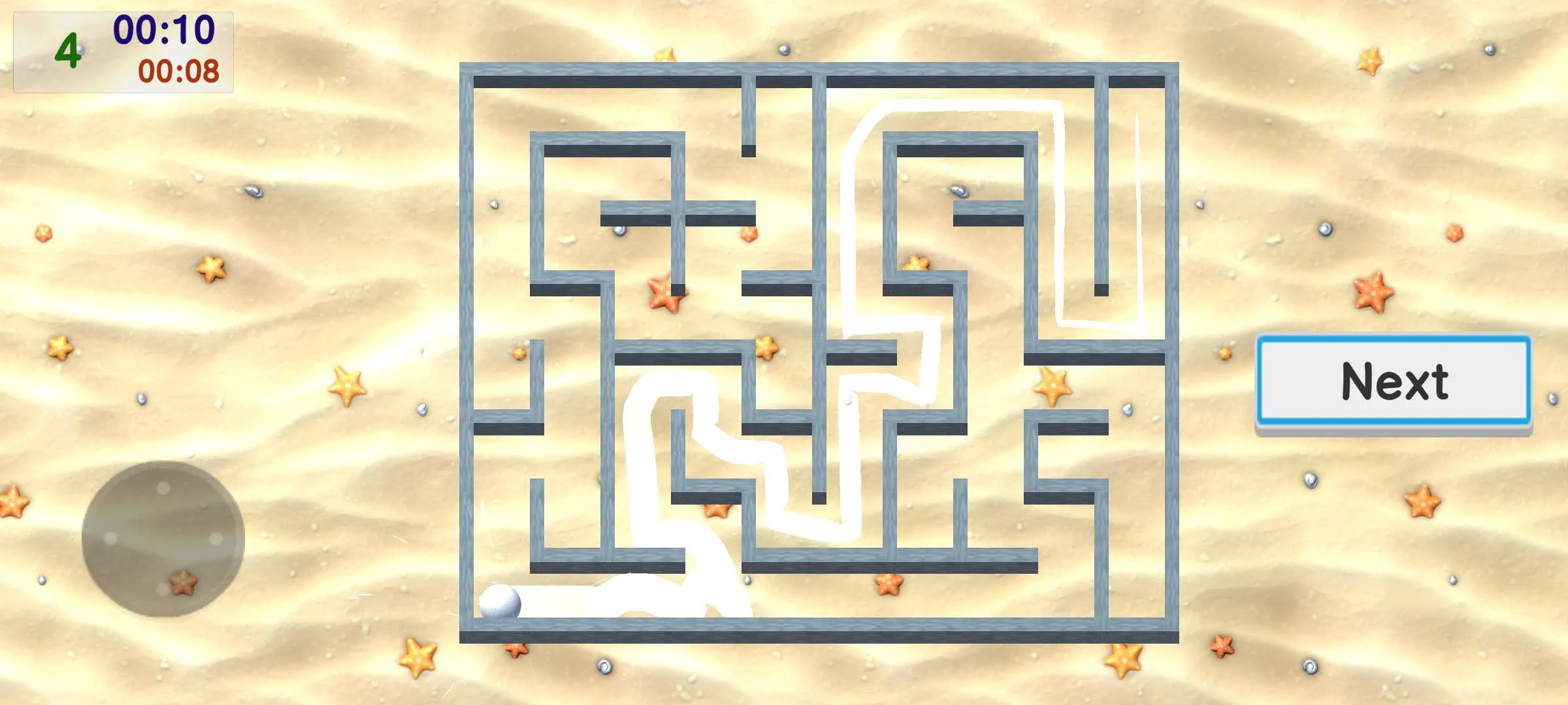 Gravity Maze: sand: Kulka w małym labiryncie na piasku, zegar i okrągłe sterowanie